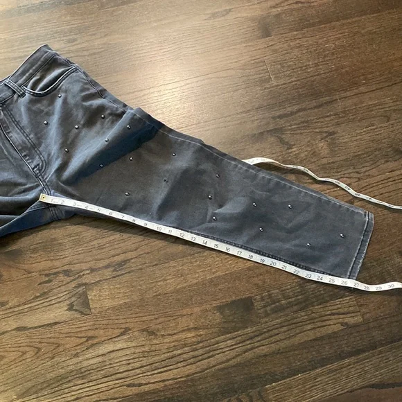 Joie Embellished Jeans Black 30 GUC - Picture 5 of 8